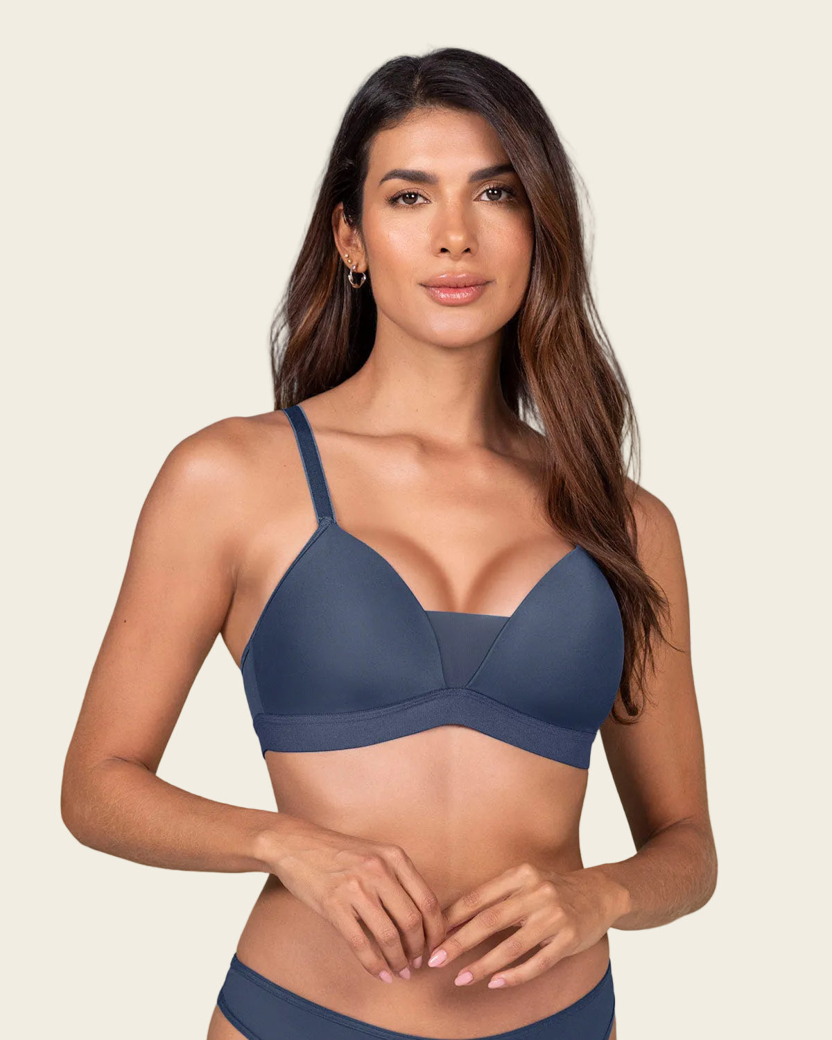 Sujetador triangular sin aro estilo top