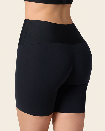 Short moldeador aspecto invisible con fajón antideslizante