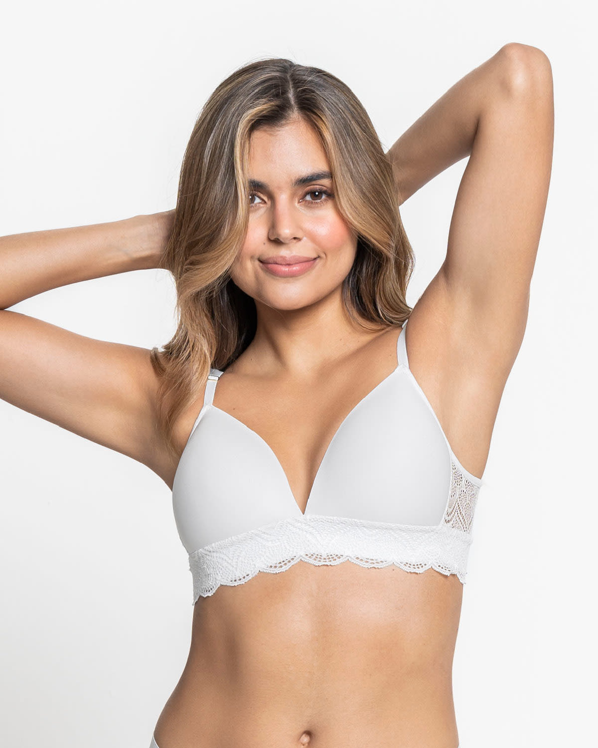 Sujetador ultracómodo con encaje en la base y espalda Comfy Bra