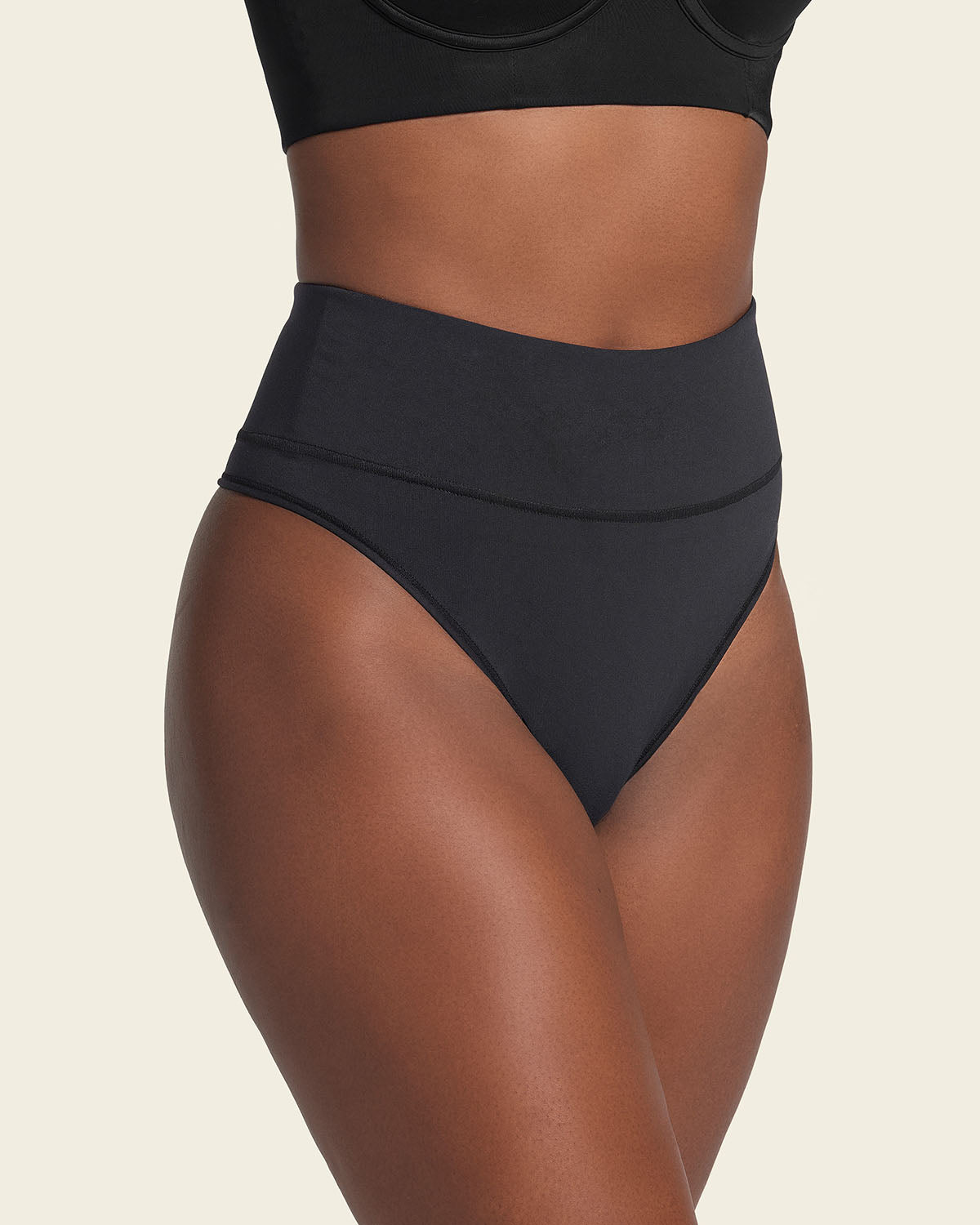 Tanga de moldeadora talle alto en SkinFuse