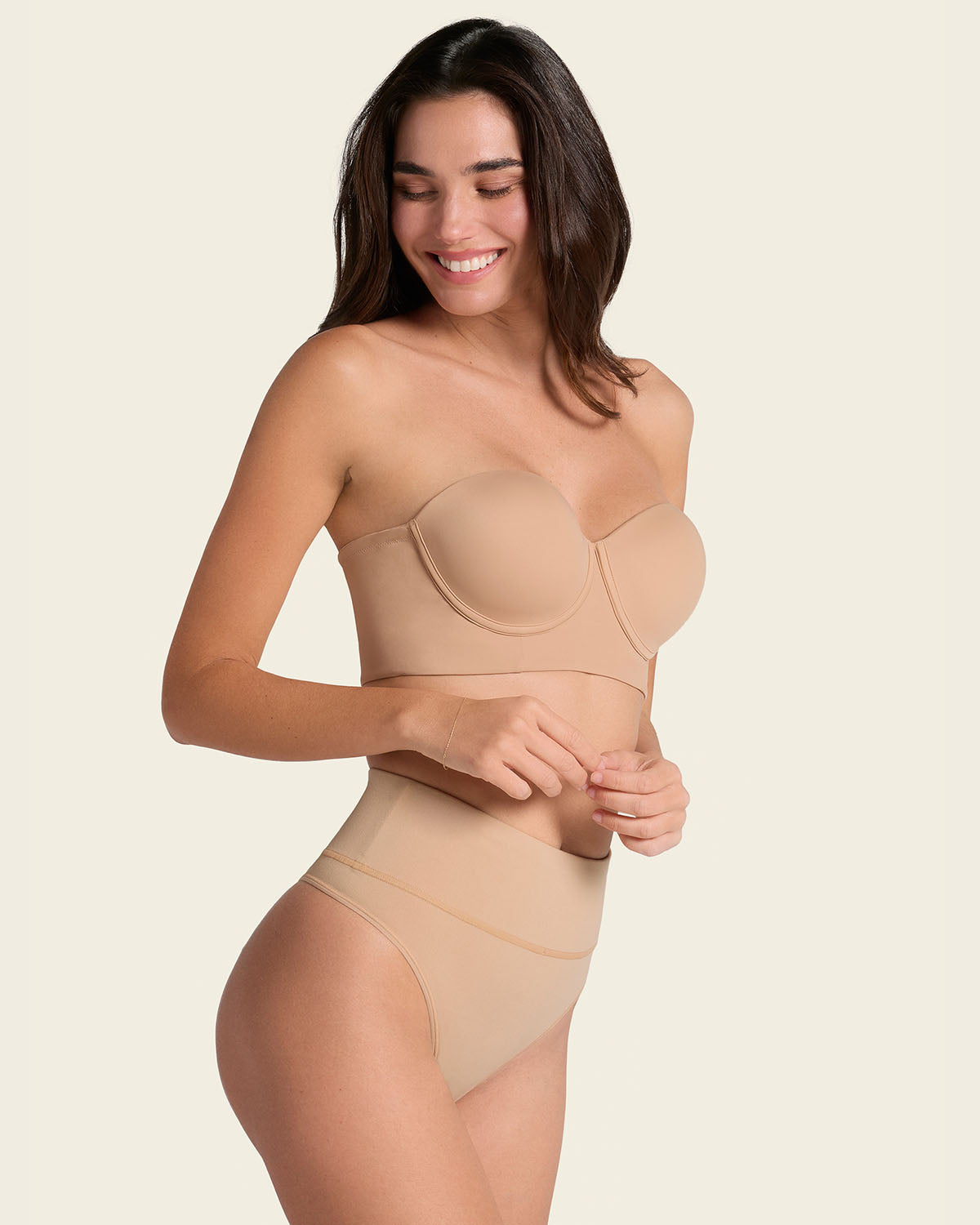 Tanga de moldeadora talle alto en SkinFuse