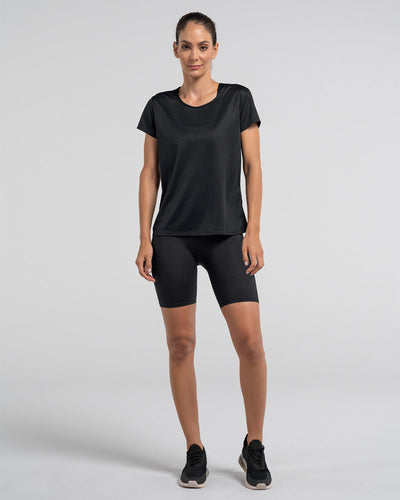 Camiseta deportiva de secado rápido y silueta semiajustada